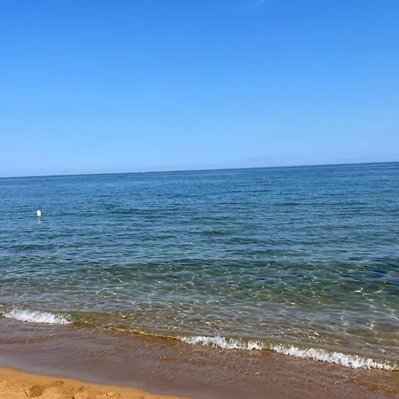 Marine Park בית הארחה 3*